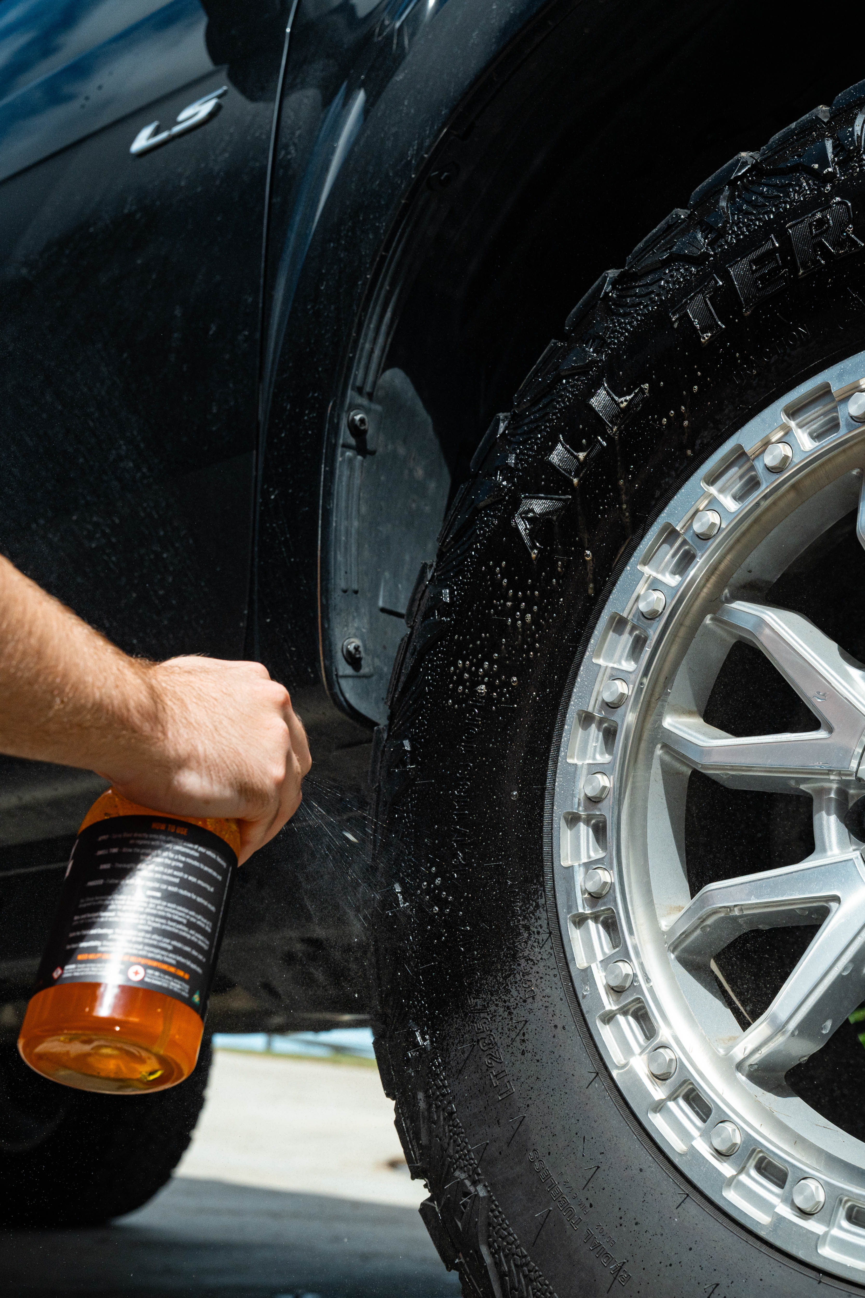 4WD Essentials Cleaning Kit